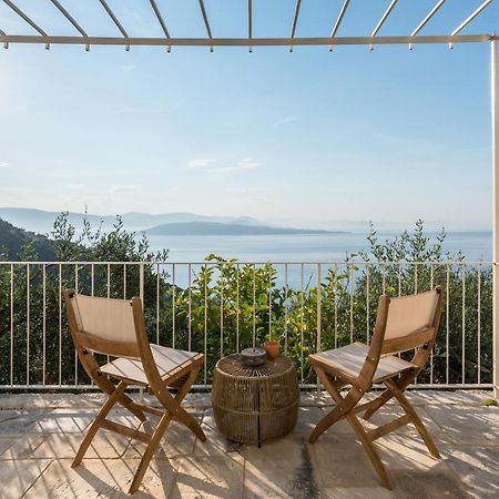 Rizes Sea View Villa Nisaki  Buitenkant foto